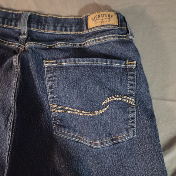 Levi Strauss Signature Jeans Womens 33* Blue Curvy Bootcut Dark Wash Denim - Picture 6 of 10